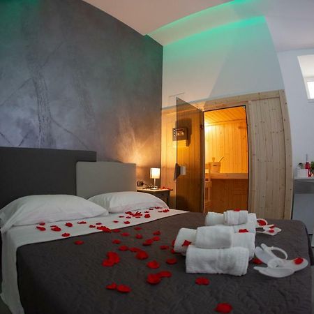 Camera18 Suite Naples Luaran gambar